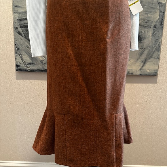 Le Suit Rust Brown Blazer and Skirt Set with Patterned Scarf (new) Size 14 - Picture 9 of 11